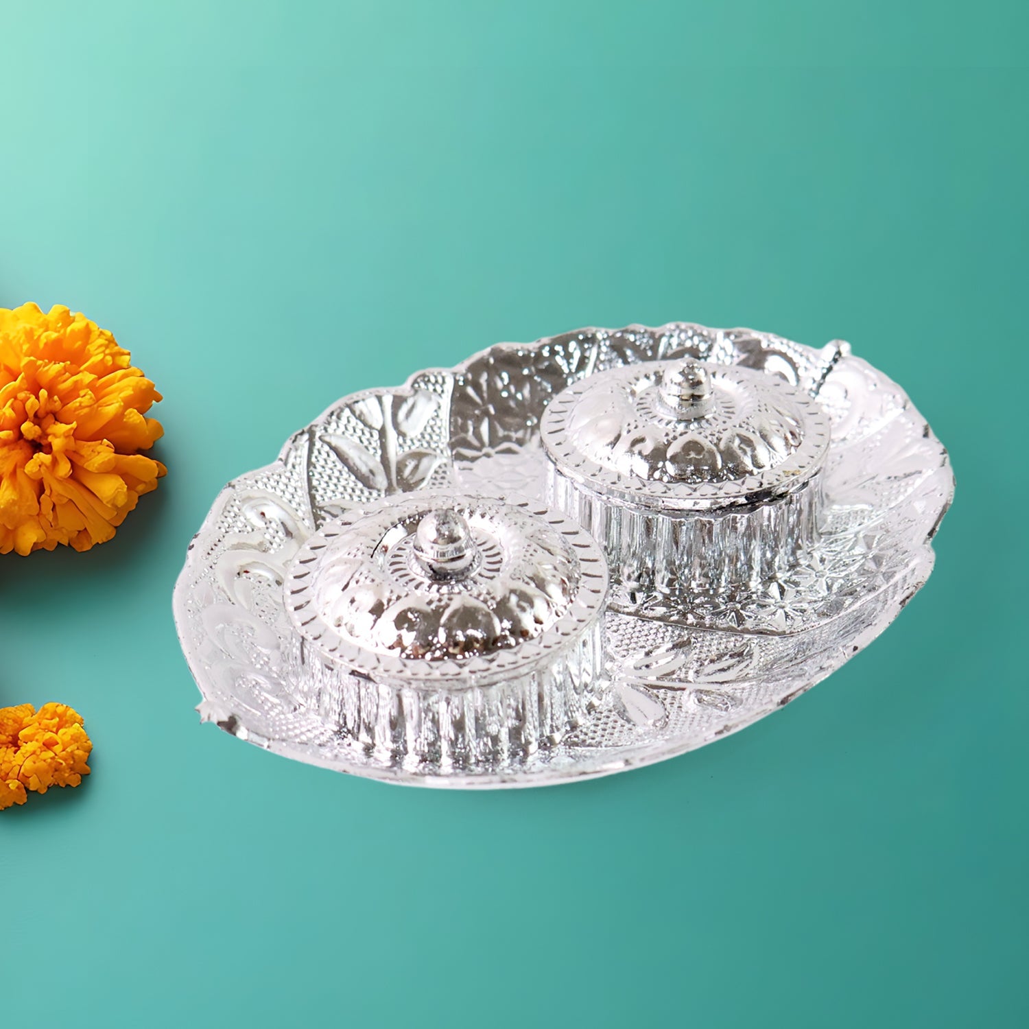 Leaf Shape Special Puja Thali (1 Pc / Mix Design) Leaf Shape Special Puja Thali (1 Pc / Mix Design)